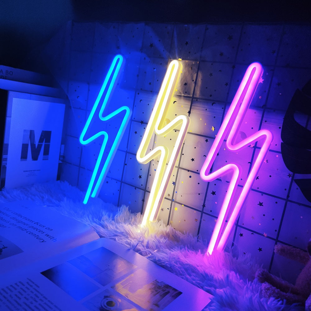 Lightning bolt led wall light outlet